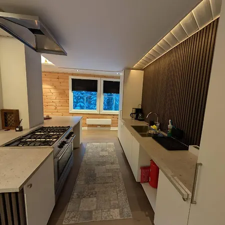 Wildwood Wood-fired Hot Tub Retreat אכסניה